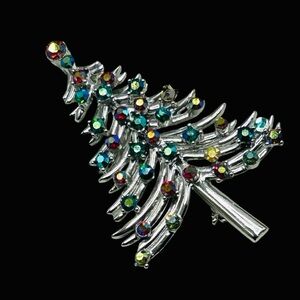 Vintage Dodd’s Rhinestone Christmas Tree Brooch
